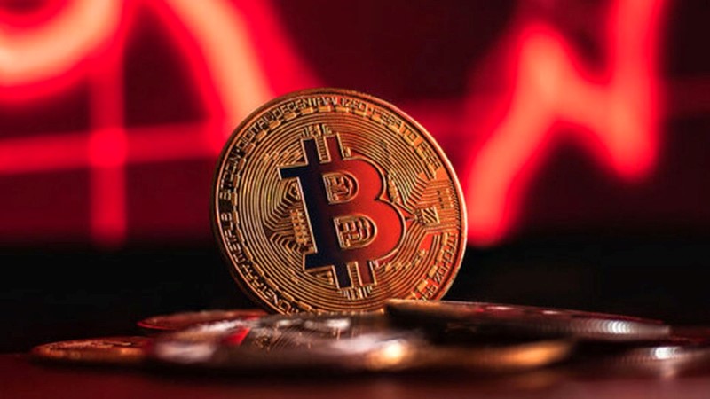 تقاطع مرگ و تأثیر آن بر سقوط قیمت بیت کوین تقاطع مرگ و تأثیر آن بر سقوط قیمت بیت کوین