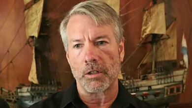 طرح خرید ۴۲ میلیارد دلاری بیت کوین میکرواستراتژی CoinShares گفت که این بدون ریسک نیست.