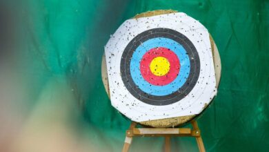 سرمایه گذاران بیت کوین به هدف پایان سال ۱۰۰۰۰۰ دلاری خود بازبینی می کنند زیرا بیت کوین از ۶۲۰۰۰ دلار عبور می کند.