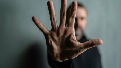 بیت کوین به دلیل کاهش پولی جهانی از سهام، اوراق قرضه و طلا خارج شده است.