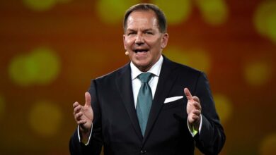 پل تودور جونز: “همه راه ها به تورم منتهی می شوند” او بیت کوین طولانی و طلا است